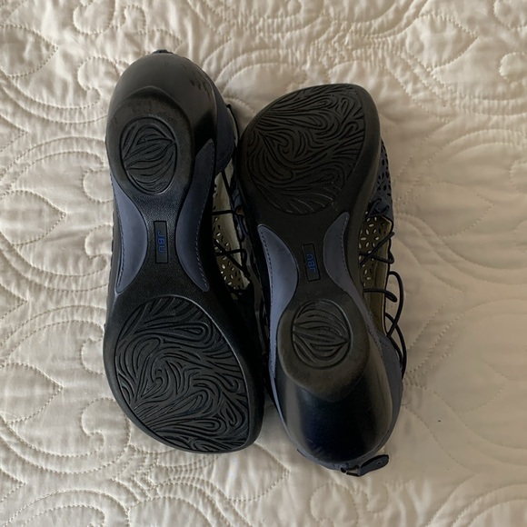 JBU by JAMBU Memory Foam Booties size 11M - Picture 6 of 11